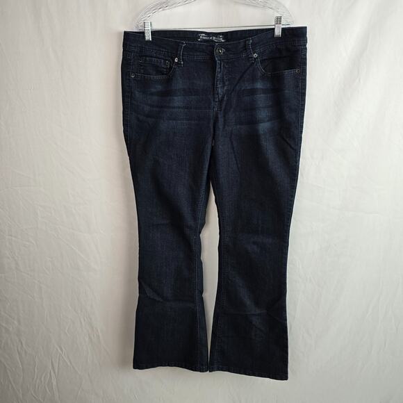 Source of Wisdom Boot Cut Jeans Women's 18 Blue Dark Wash - Picture 1 of 16